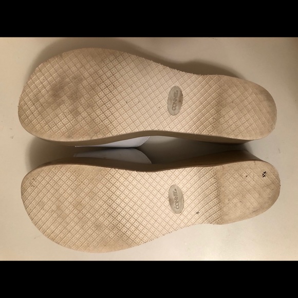 Connie | White Platform Buckle Sandals - Picture 3 of 4